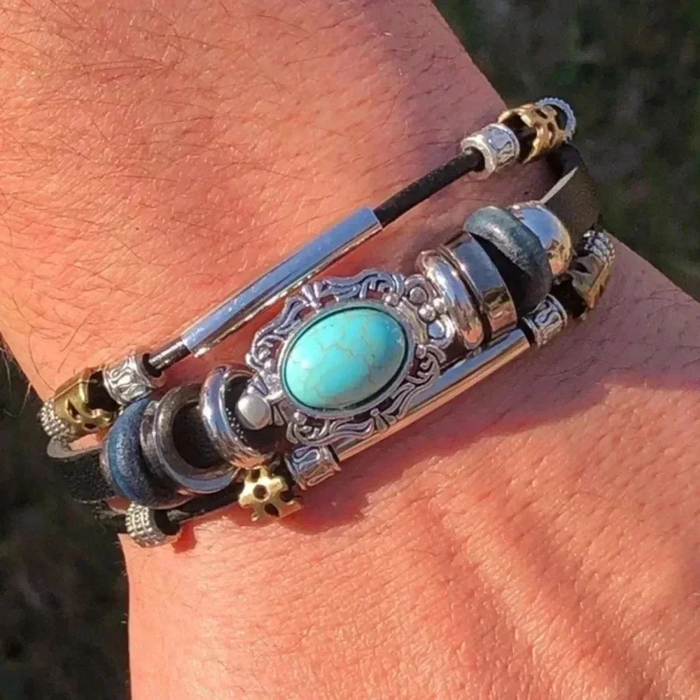 Faux Leather Turquoise Silver Clasp Native Southwestern Style Bracelet NWT New
